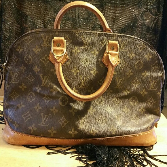 Louis Vuitton Handbags - Louis Vuitton